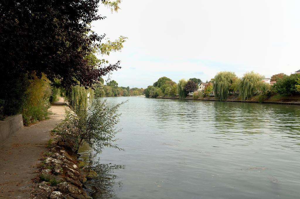 Studios Albri Nogent-sur-Seine Rom bilde